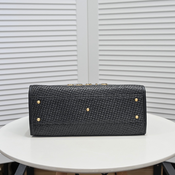 シャネルバッグ内部構造